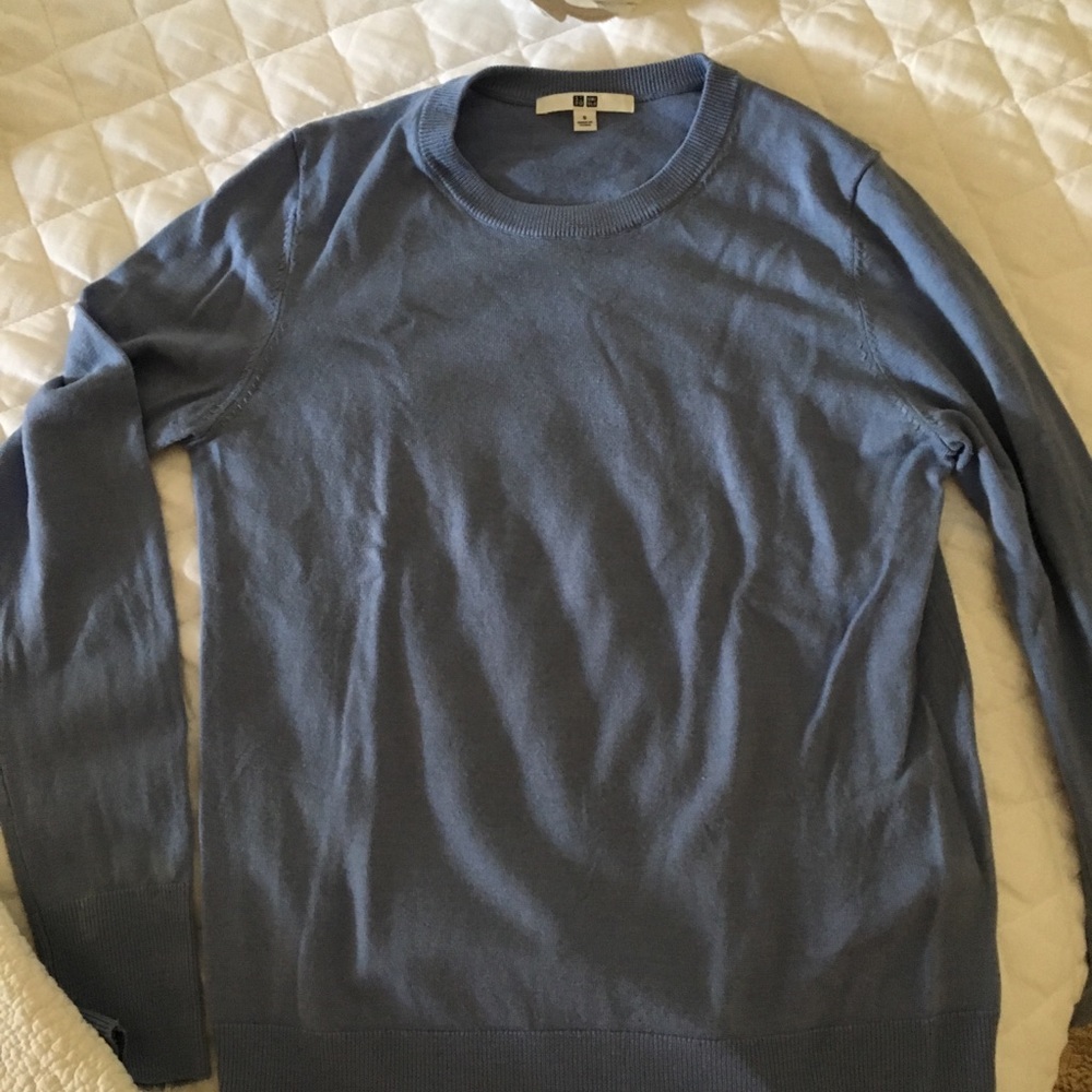 Uniqlo linen sweater